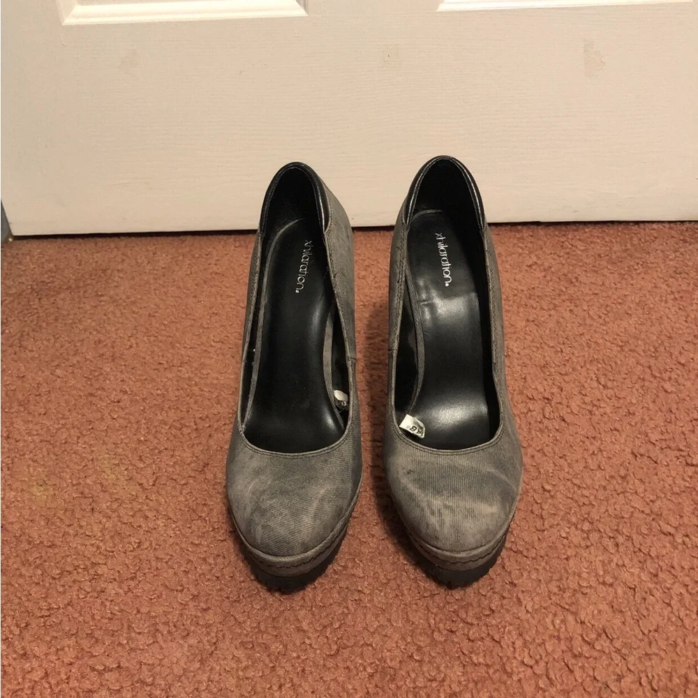 Xhiliration🥳HP🥳Platform Heels